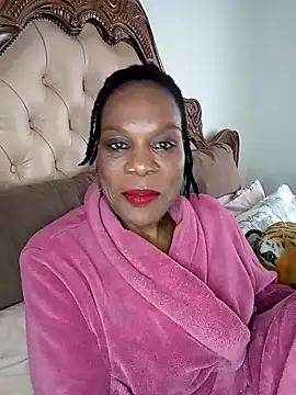 Hotcougar online show from 11/04/25, 01:59