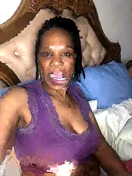 Hotcougar online show from 11/21/25, 05:45