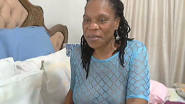 Hotcougar online show from 02/28/26, 08:41