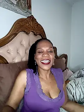 Hotcougar online show from 11/07/25, 01:26