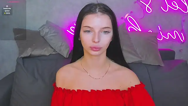 Eva Mayers online show from 11/13/25, 01:20