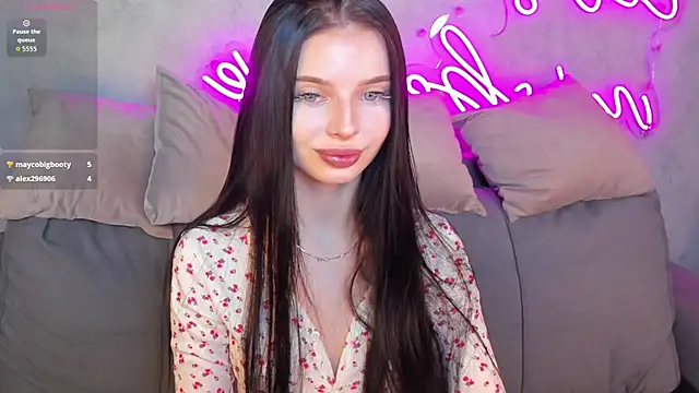 Eva Mayers online show from 11/12/25, 12:48