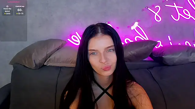 Eva Mayers online show from 11/04/25, 12:47