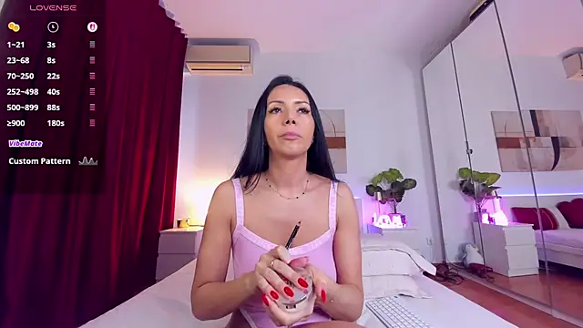 nadeen na online show from 02/13/26, 03:01