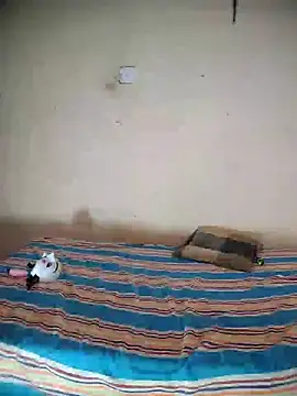 SL queen1 online show from 10/29/25, 06:23