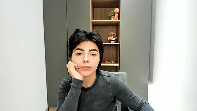 AnissaShyu online show from 10/21/25, 03:28