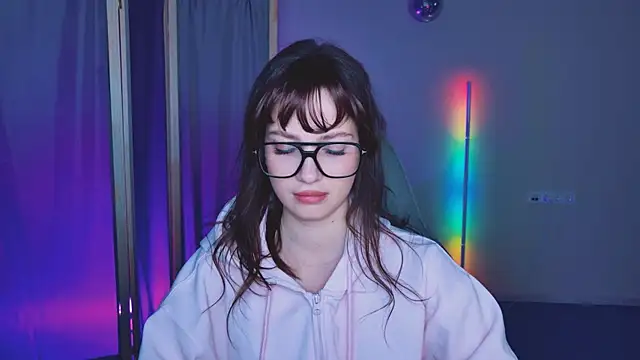 KiraVair online show from 04/15/26, 03:49