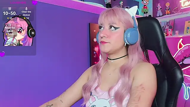 LuanEter online show from 02/27/26, 01:11