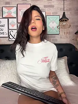CherrySmirkXXX online show from 06/17/26, 01:10