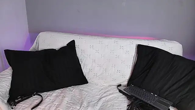 Navier   online show from 01/13/26, 09:41