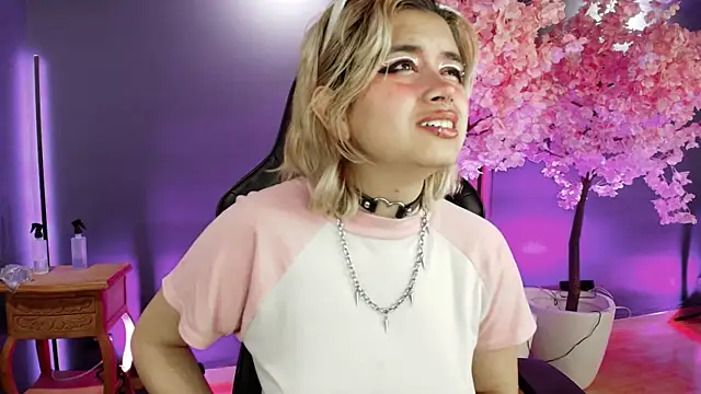 Navier   online show from 11/06/25, 07:51