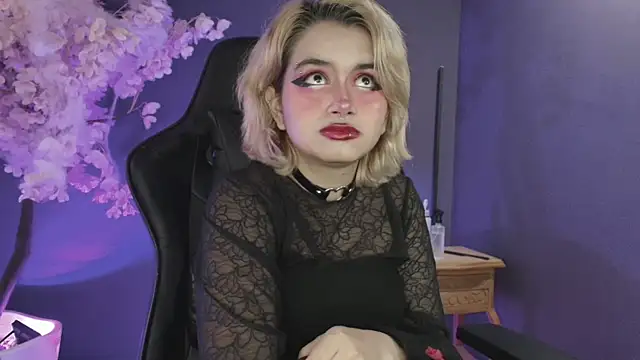 Navier   online show from 10/26/25, 01:00