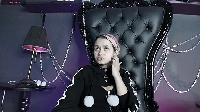 Navier   online show from 04/17/26, 03:09