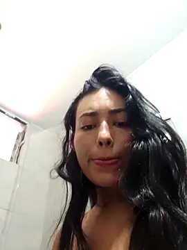 ViolettRouse online show from 11/15/25, 04:00