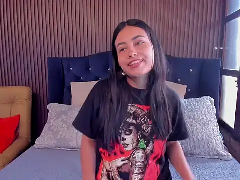 ViolettRouse online show from 11/12/25, 03:16