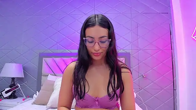 ViolettRouse online show from 12/03/25, 04:06