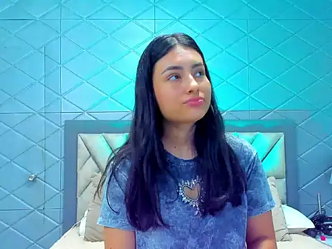 ViolettRouse online show from 11/28/25, 03:56