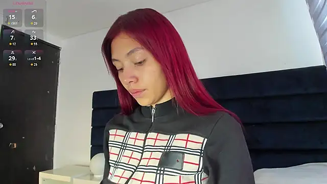 Snapshot of melanie_roux__ chatting on 02/25/26, 12:16 melanie roux online show from 02/25/26, 12:16