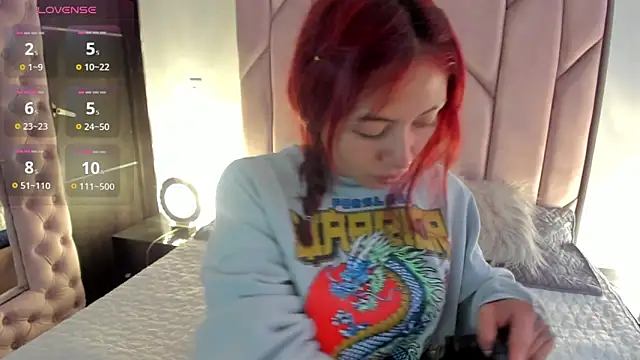 melanie roux   online show from 11/06/25, 01:26