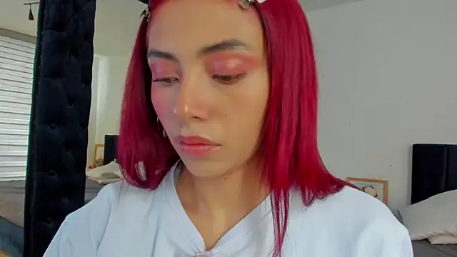 melanie roux   online show from 04/14/26, 12:54