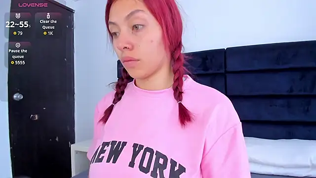 melanie roux   online show from 11/26/25, 12:38