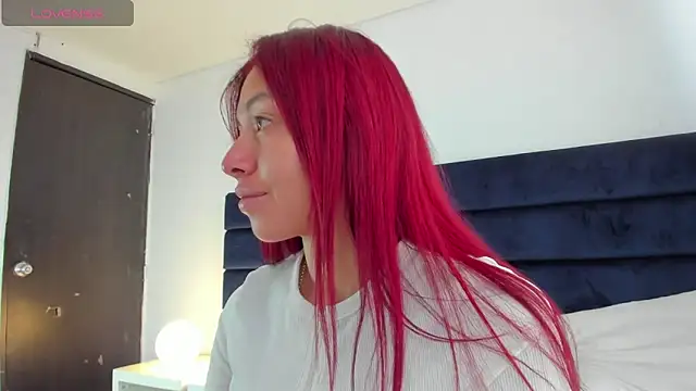 Snapshot of melanie_roux__ chatting on 02/26/26, 12:16 melanie roux online show from 02/26/26, 12:16