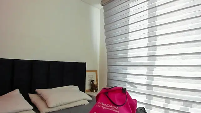 melanie roux   online show from 05/23/26, 12:26