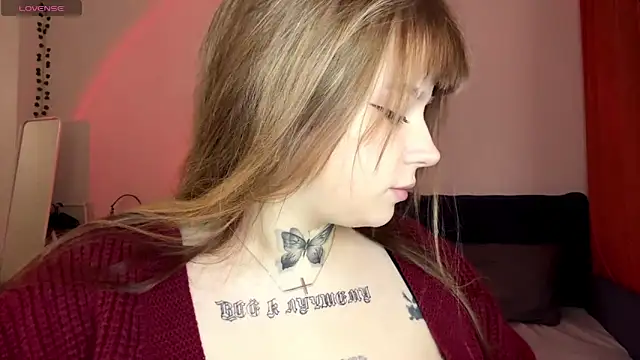 Snapshot of Babymoney_2007 chatting on 03/01/26, 08:53 Babymoney 2007 online show from 03/01/26, 08:53