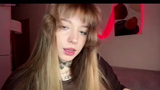 Snapshot of Babymoney_2007 chatting on 02/06/26, 09:00 Babymoney 2007 online show from 02/06/26, 09:00