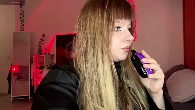 Snapshot of Babymoney_2007 chatting on 02/22/26, 09:05 Babymoney 2007 online show from 02/22/26, 09:05