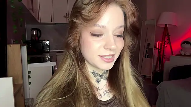 Snapshot of Babymoney_2007 chatting on 01/06/26, 08:46 Babymoney 2007 online show from 01/06/26, 08:46