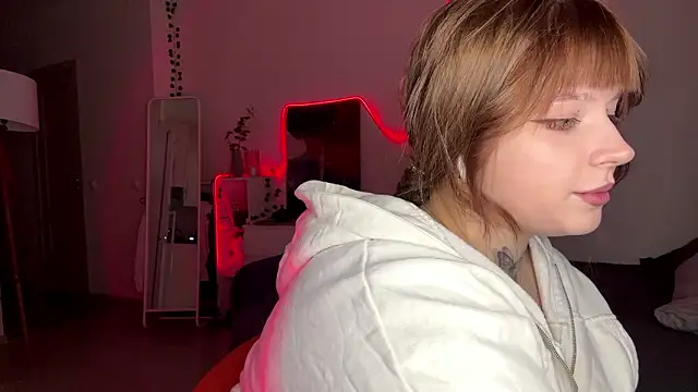 Snapshot of Babymoney_2007 chatting on 02/07/26, 11:13 Babymoney 2007 online show from 02/07/26, 11:13