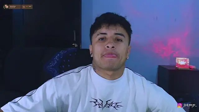 Snapshot of jhon_mendoza_ chatting on 11/01/25, 07:08 jhon mendoza online show from 11/01/25, 07:08