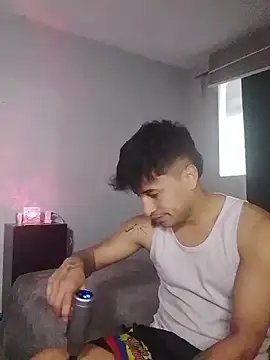 Snapshot of jhon_mendoza_ chatting on 10/28/25, 12:59 jhon mendoza online show from 10/28/25, 12:59