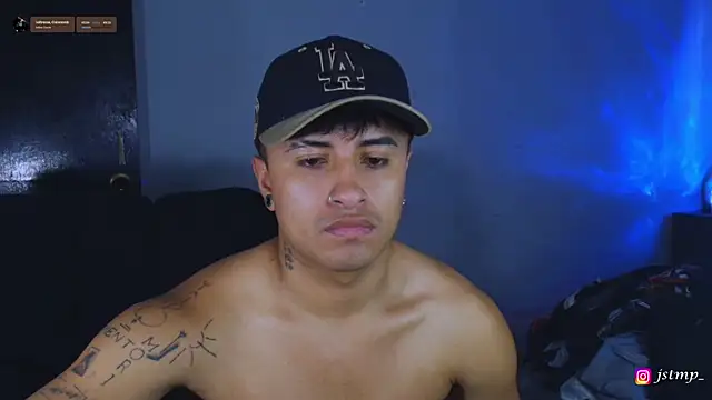 Snapshot of jhon_mendoza_ chatting on 11/05/25, 01:25 jhon mendoza online show from 11/05/25, 01:25