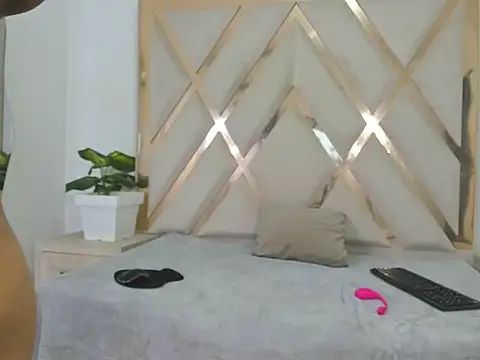 Snapshot of valentinaasm chatting on 03/28/26, 01:23 valentinaasm online show from 03/28/26, 01:23