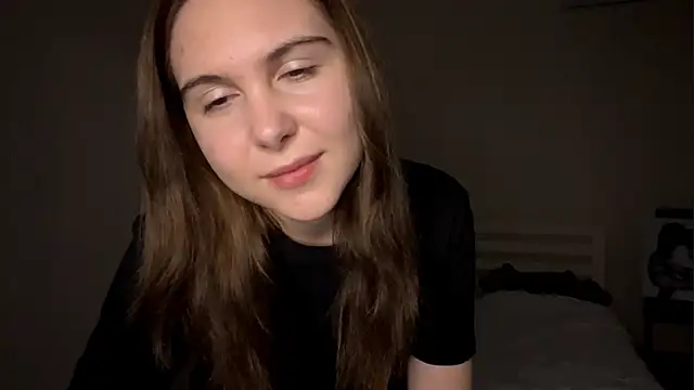 Snapshot of MyraLitterers chatting on 12/14/25, 03:17 MyraLitterers online show from 12/14/25, 03:17