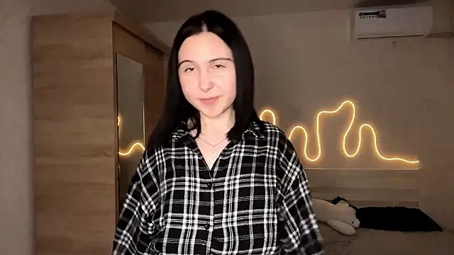 MyraLitterers online show from 02/11/26, 04:40