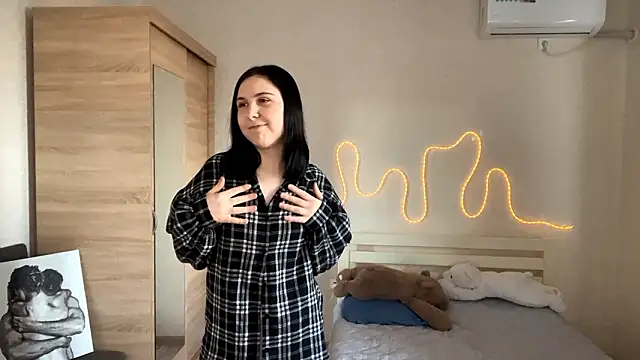 MyraLitterers online show from 03/02/26, 01:18