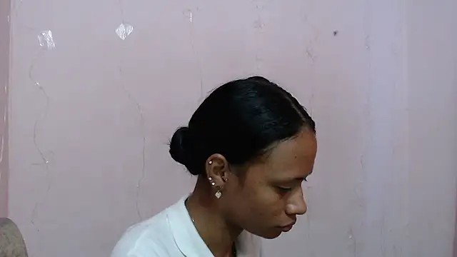 ricaslatinas1 online show from 01/13/26, 03:16