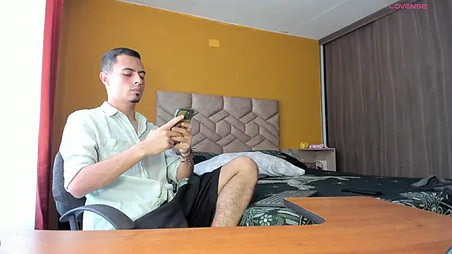 Snapshot of Gregory_mancini chatting on 07/21/26, 06:31 Gregory mancini online show from 07/21/26, 06:31