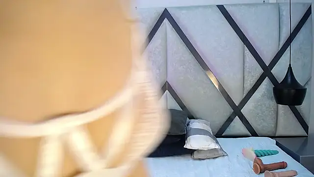 AriaWillss online show from 11/21/25, 12:37