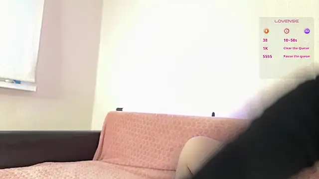 WiaSiviaSun online show from 06/02/26, 03:56