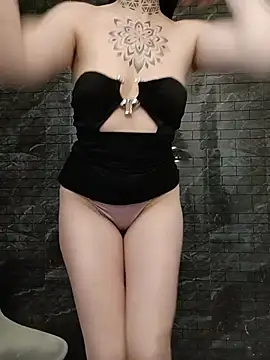 Porcellina181 online show from 11/27/25, 05:57