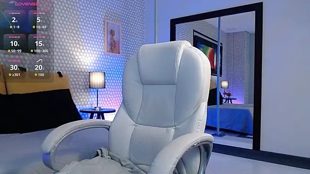 SashaaVixen online show from 10/27/25, 12:06