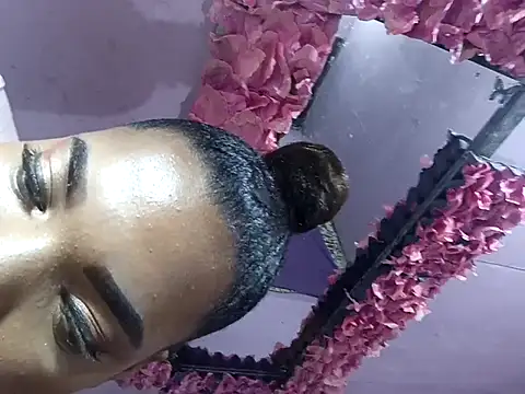 Kailyyhot online show from 11/14/25, 07:01