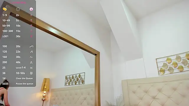 lucia lorenz online show from 03/26/26, 11:30