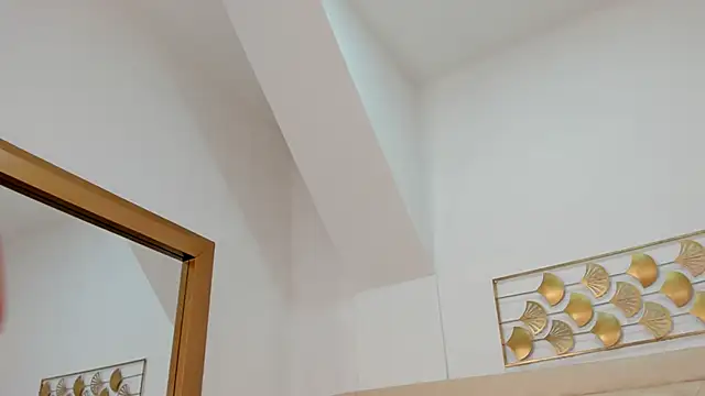 lucia lorenz online show from 02/05/26, 11:28