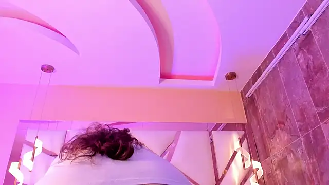 Catalina-Thompson online show from 02/09/26, 11:52