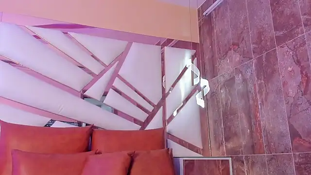 Catalina-Thompson online show from 04/10/26, 12:01